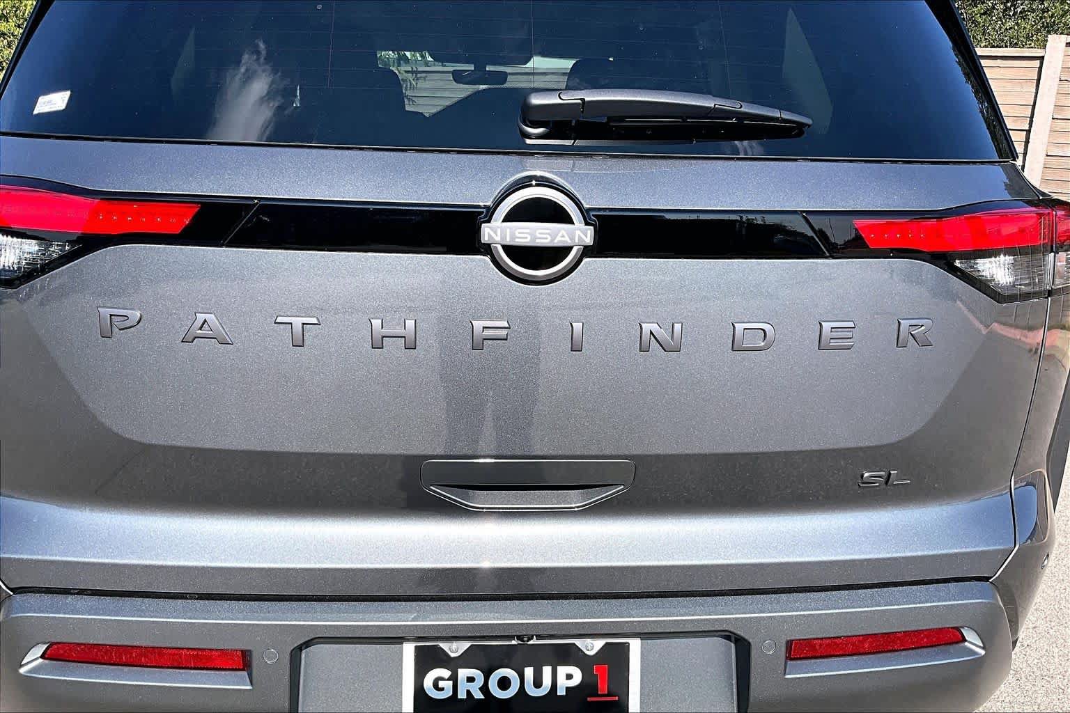 New 2026 Nissan Pathfinder SL FWD image 8