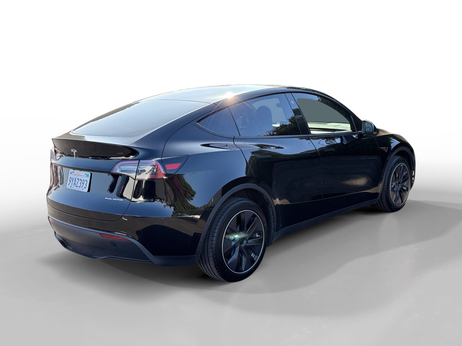 Used 2023 Tesla Model Y Long Range AWD/4WD image 5