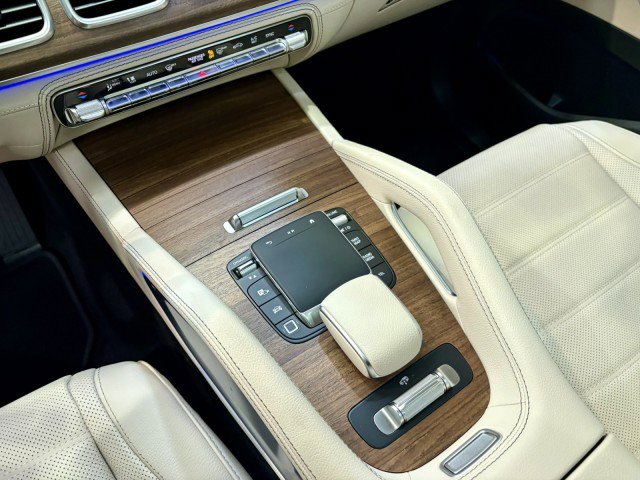 New 2026 Mercedes-Benz GLS 450 4MATIC image 22