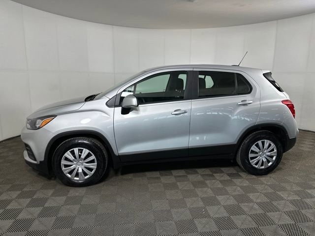 Used 2018 Chevrolet Trax LS image 6