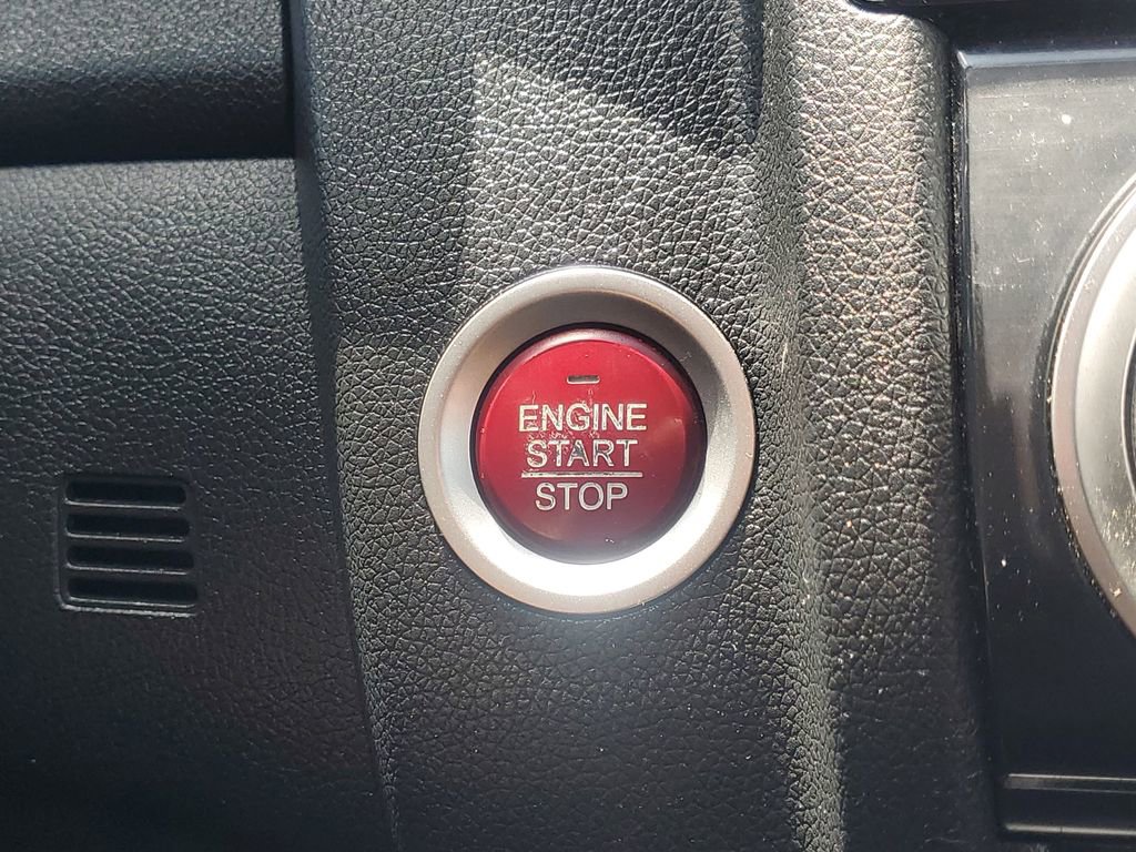 Used 2016 Honda Fit EX image 30