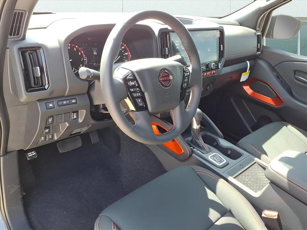 New 2026 Nissan Frontier PRO-4X w/ Pro-4x Convenience Package image 12