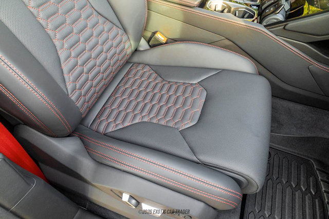 Used 2024 Lamborghini Urus S AWD/4WD image 34