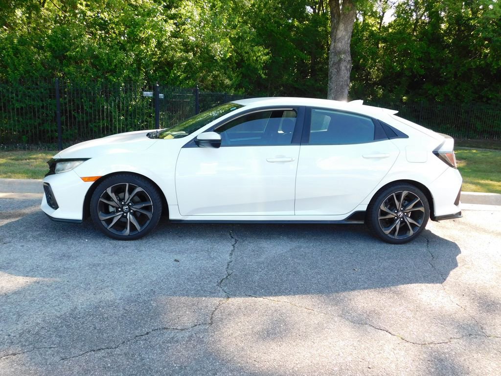 Used 2018 Honda Civic Sport image 2