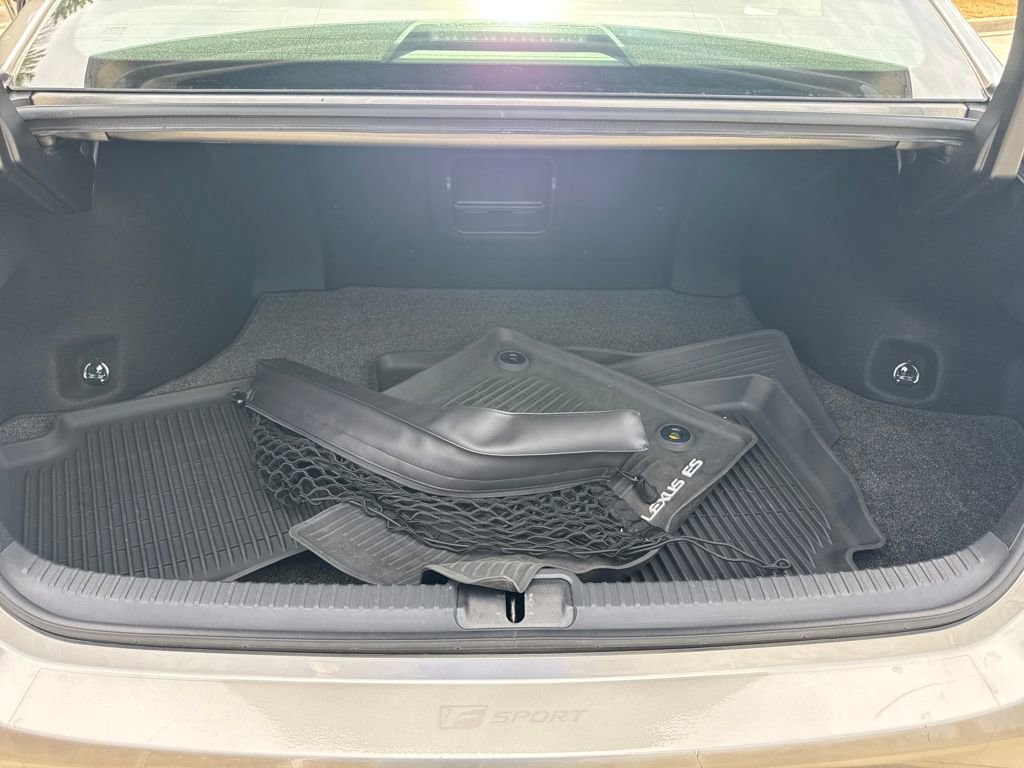 Used 2019 Lexus ES 350 F Sport w/ Accessory Package 2 image 27