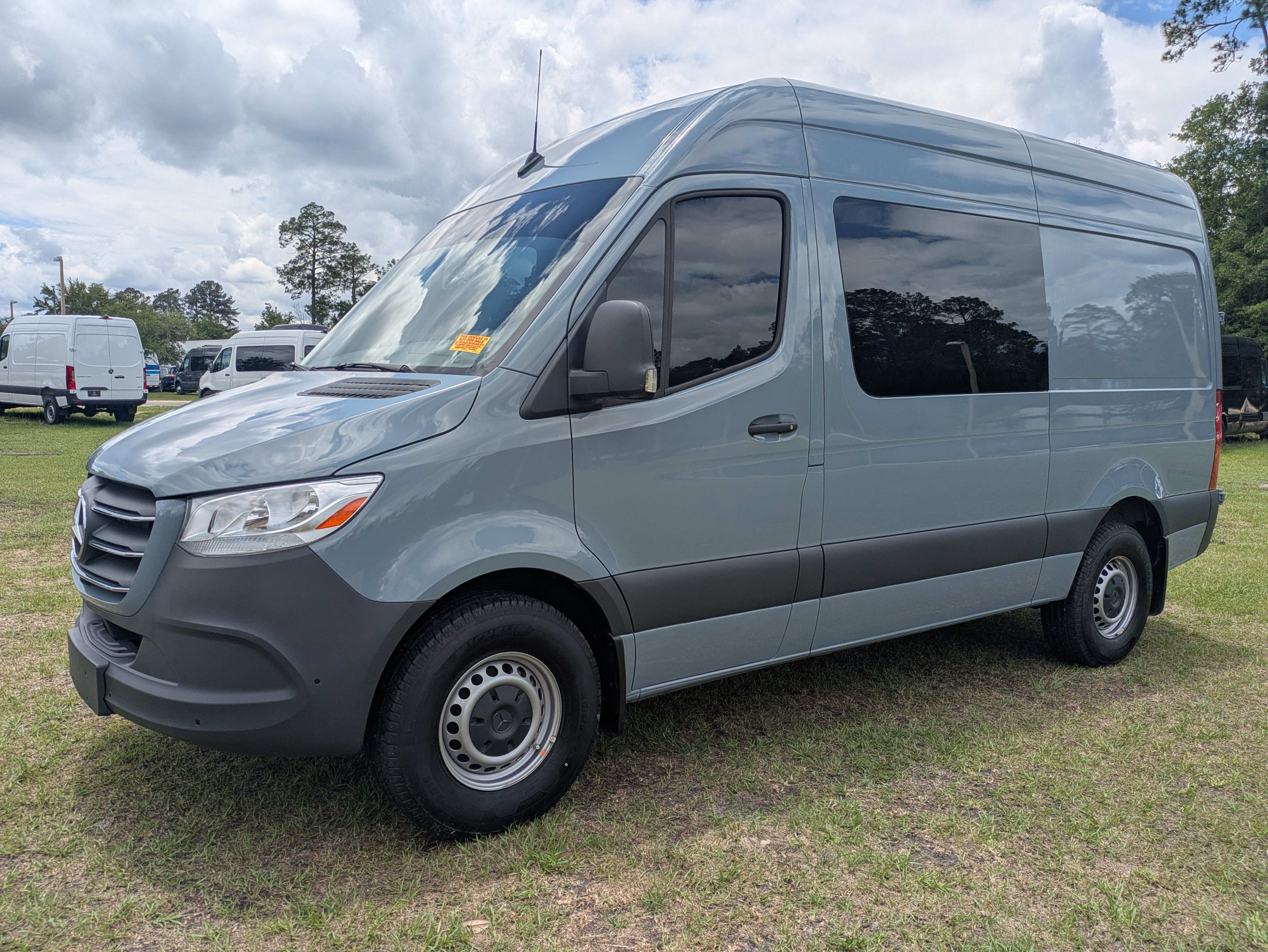 Used 2024 Mercedes-Benz Sprinter 2500 image 8