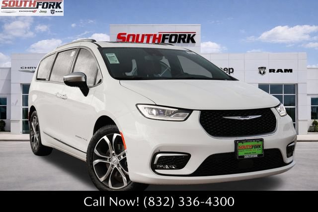 New 2026 Chrysler Pacifica Pinnacle