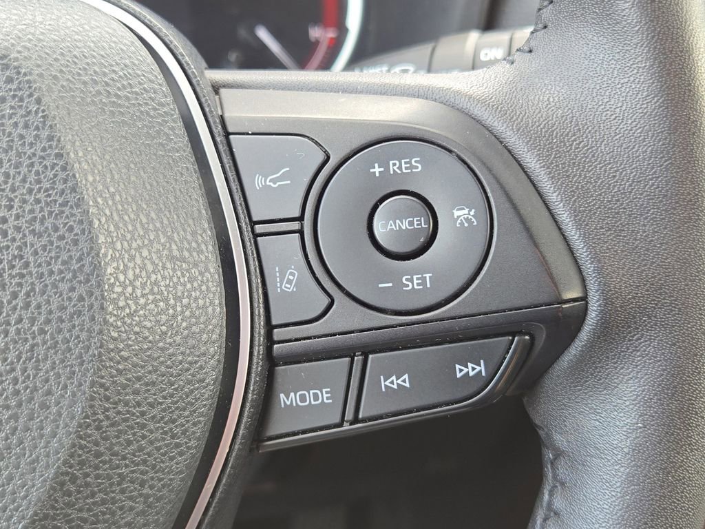 Used 2023 Toyota RAV4 Adventure image 30