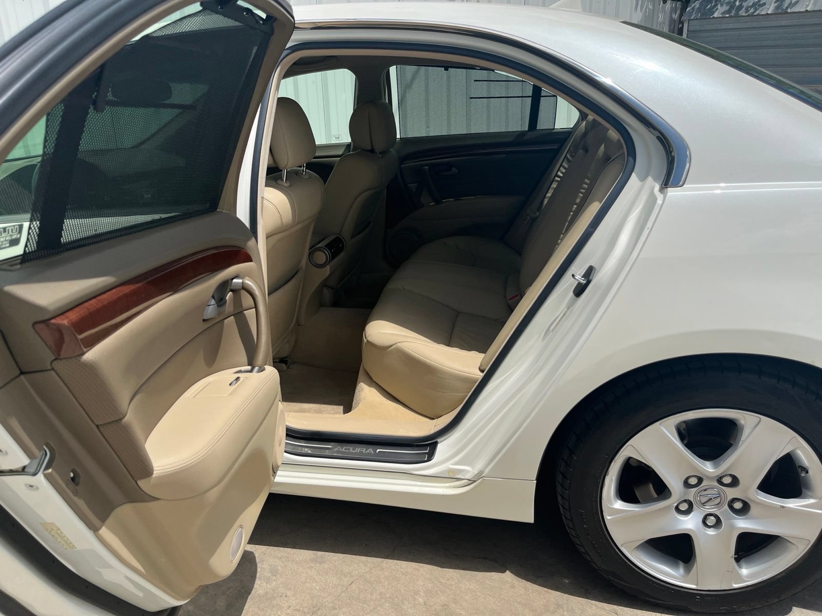 Used 2005 Acura RL AWD/4WD image 11