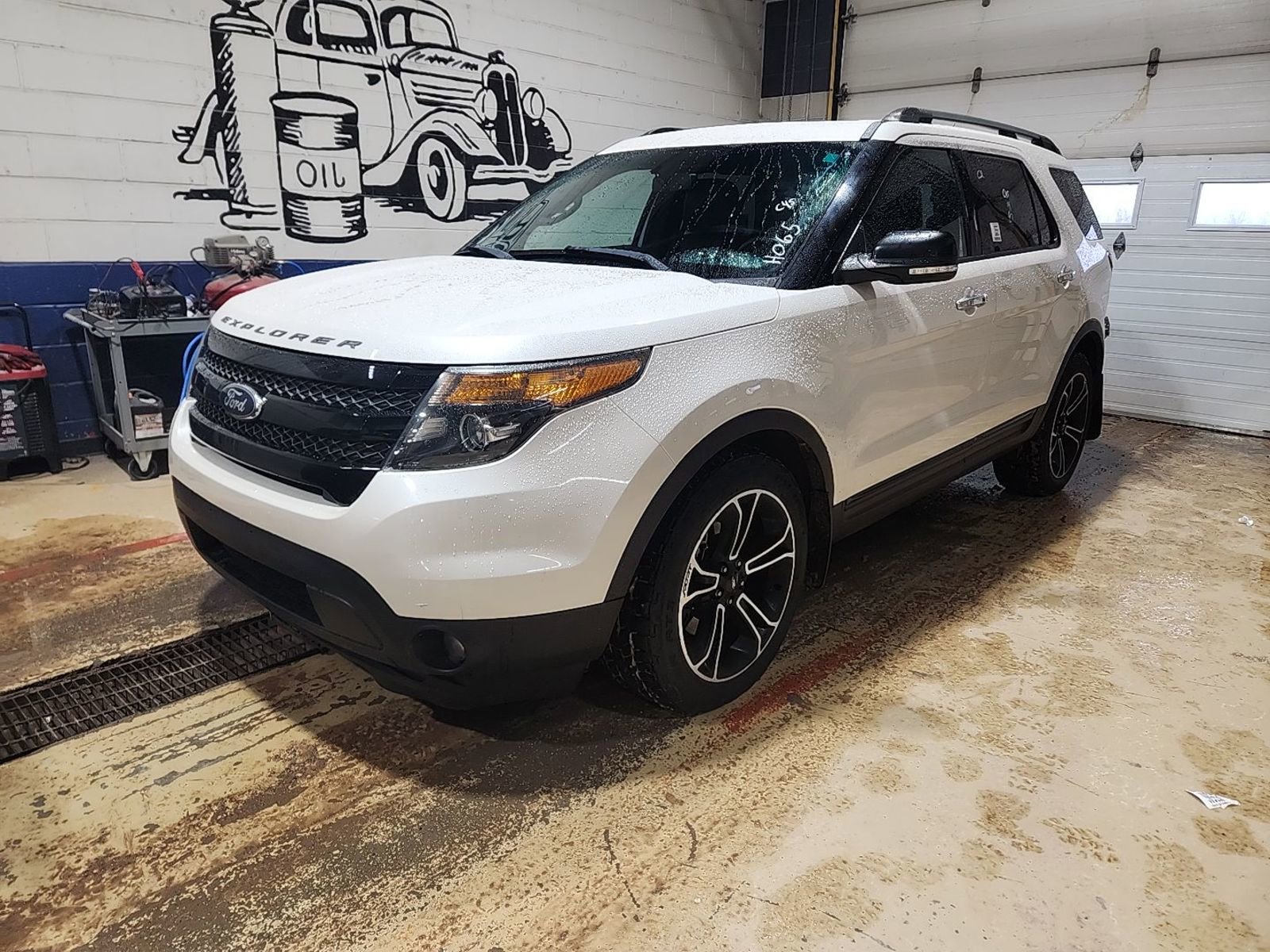 Used 2014 Ford Explorer Sport image 1