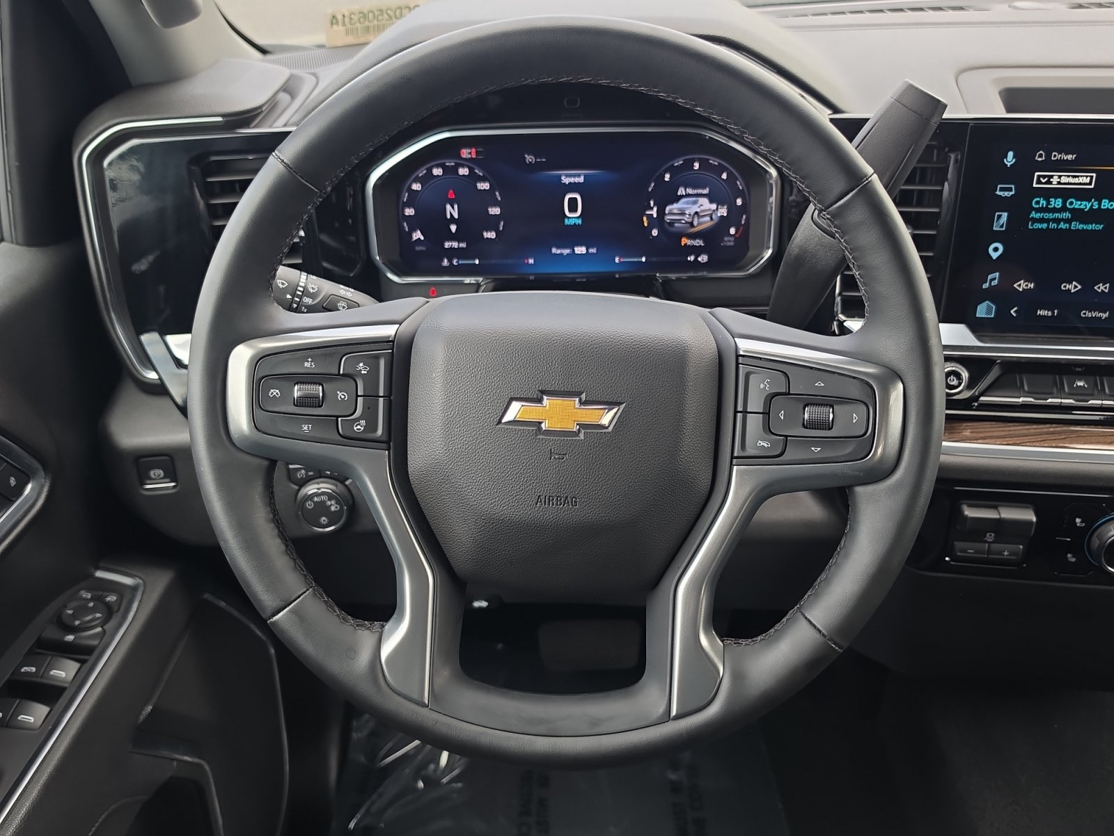 Certified 2026 Chevrolet Silverado 1500 LT AWD/4WD image 12
