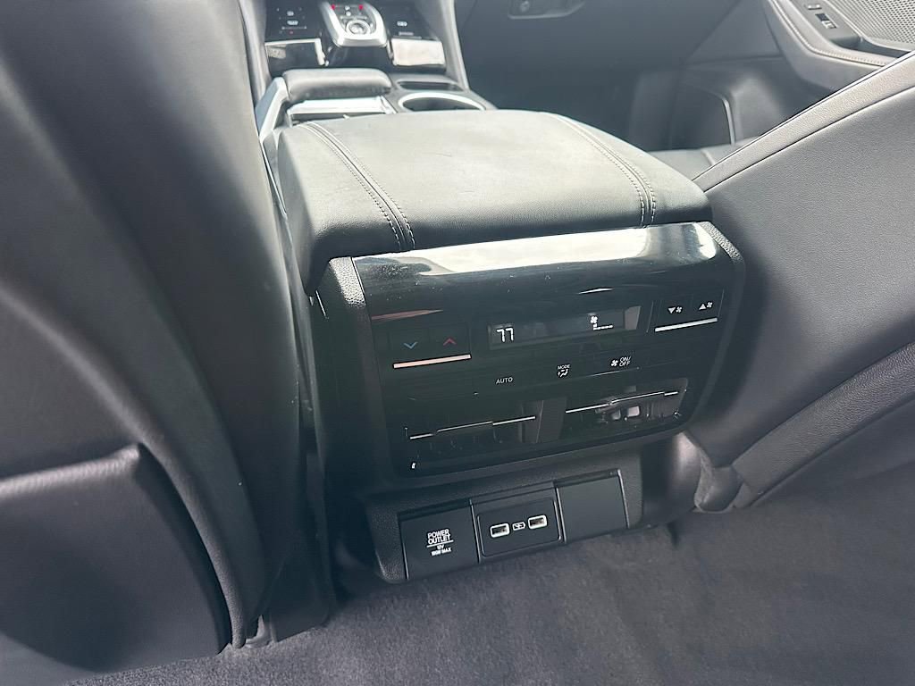 Certified 2023 Acura MDX SH-AWD w/ Technology Package image 24