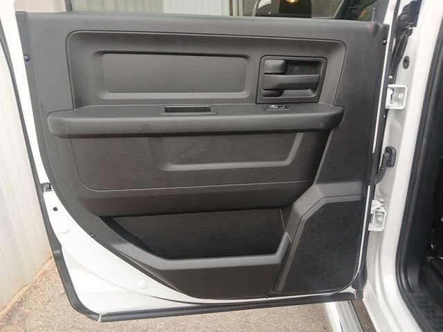 Used 2018 RAM 2500 Tradesman w/ Chrome Appearance Group image 15