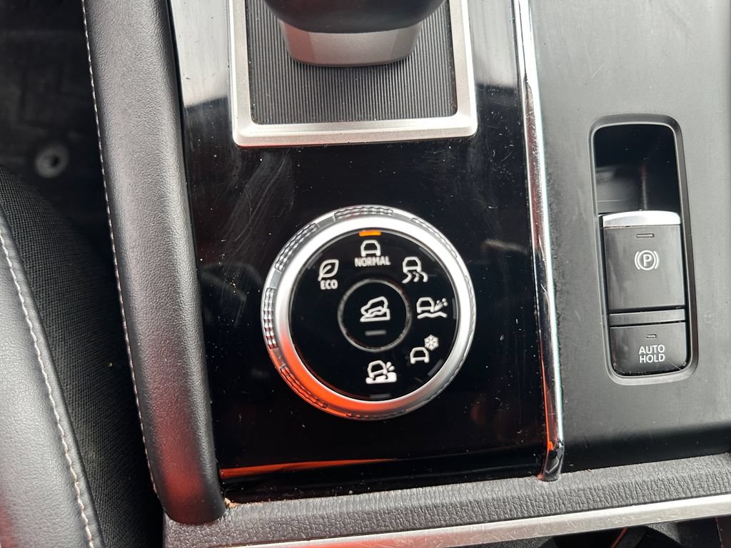 Used 2022 Mitsubishi Outlander SE AWD/4WD image 30