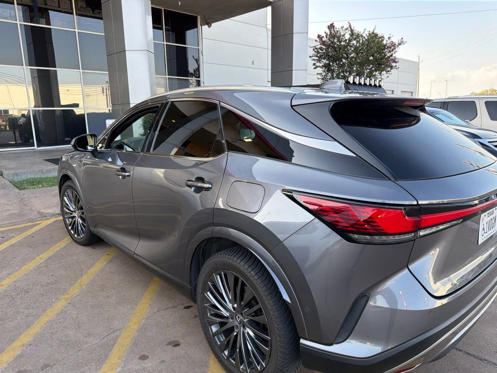Used 2023 Lexus RX 350 FWD w/ Cold Area Package image 5