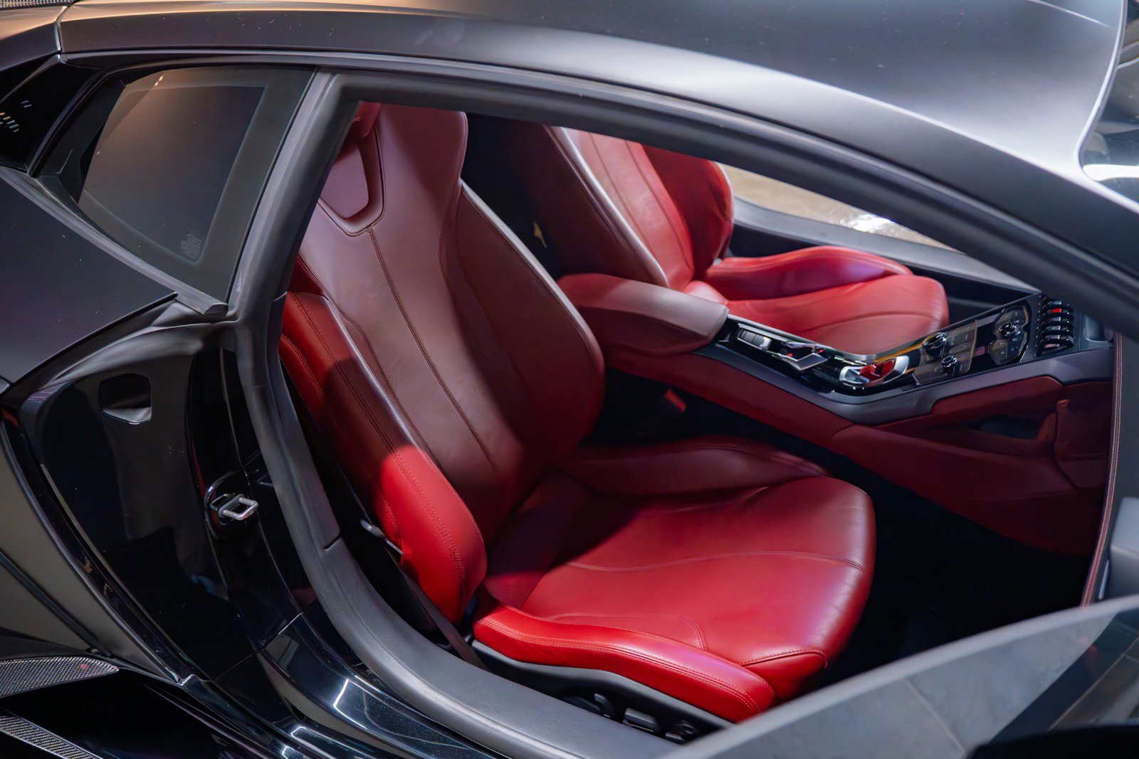 Used 2015 Lamborghini Huracan LP 610-4 image 11