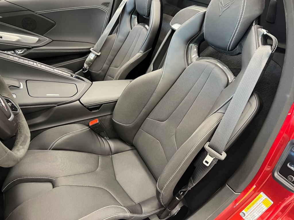 Used 2021 Chevrolet Corvette Stingray Convertible w/ 1LT RWD image 10