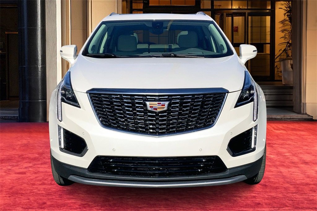 Certified 2023 Cadillac XT5 Premium Luxury w/ Technology Package image 3