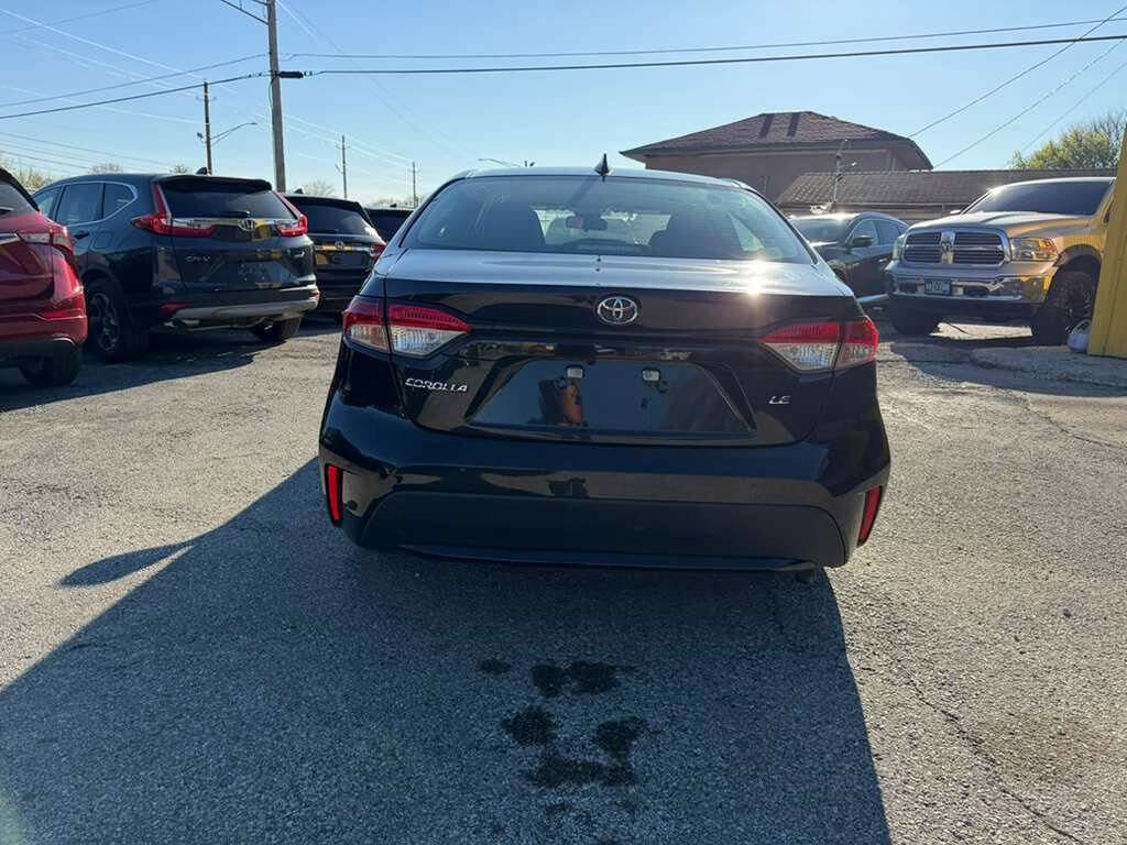 Used 2022 Toyota Corolla LE FWD image 5