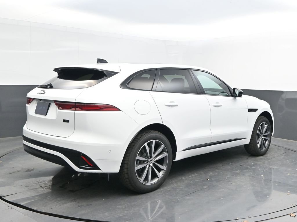 New 2026 Jaguar F-PACE R-Dynamic S image 7