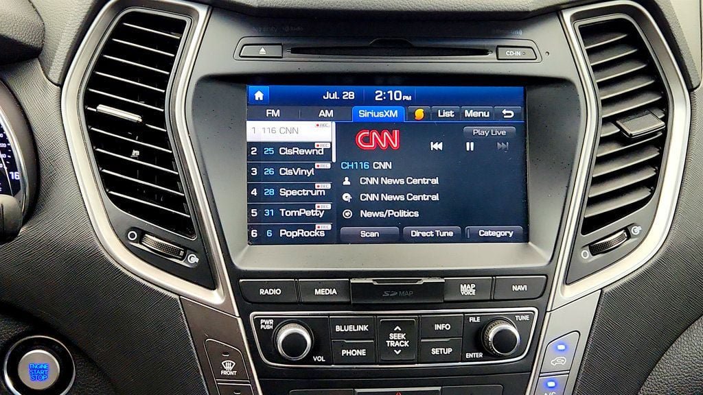Used 2017 Hyundai Santa Fe Sport w/ 2.0T Ultimate Tech Package 05 AWD/4WD image 18