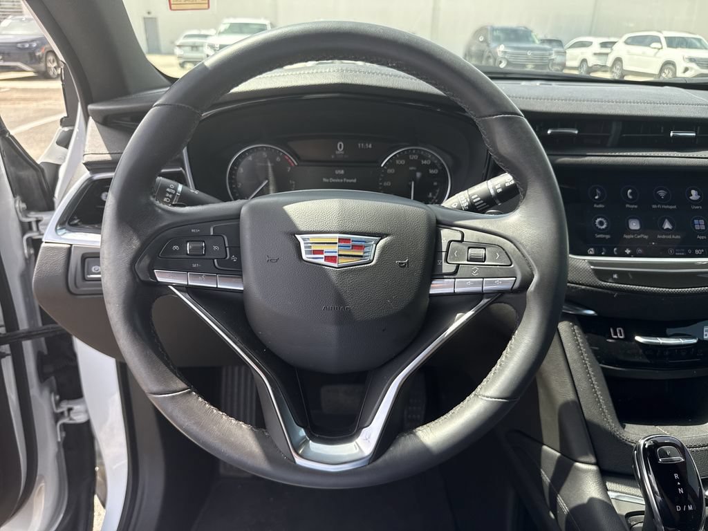 Used 2024 Cadillac XT6 Luxury FWD image 14