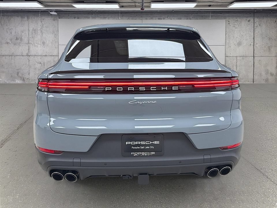 New 2026 Porsche Cayenne Coupe AWD/4WD image 10