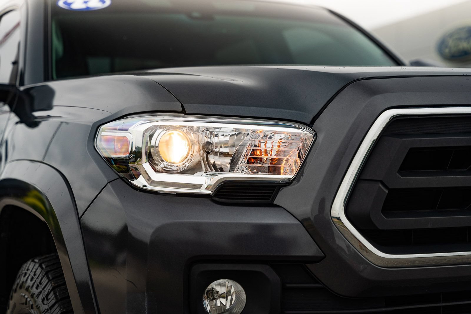 Used 2022 Toyota Tacoma SR5 w/ Technology Package RWD image 11