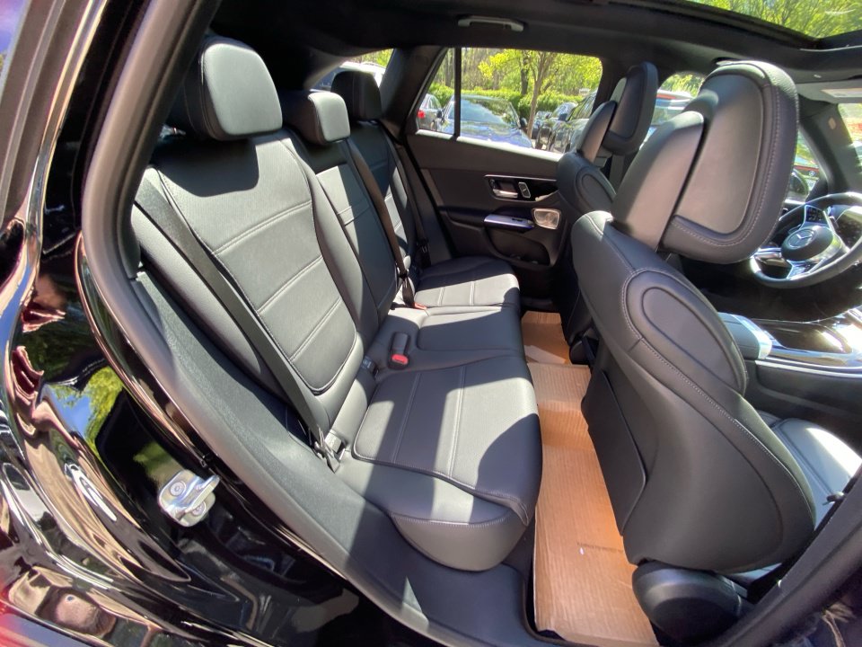 New 2026 Mercedes-Benz GLC 300 4MATIC image 29