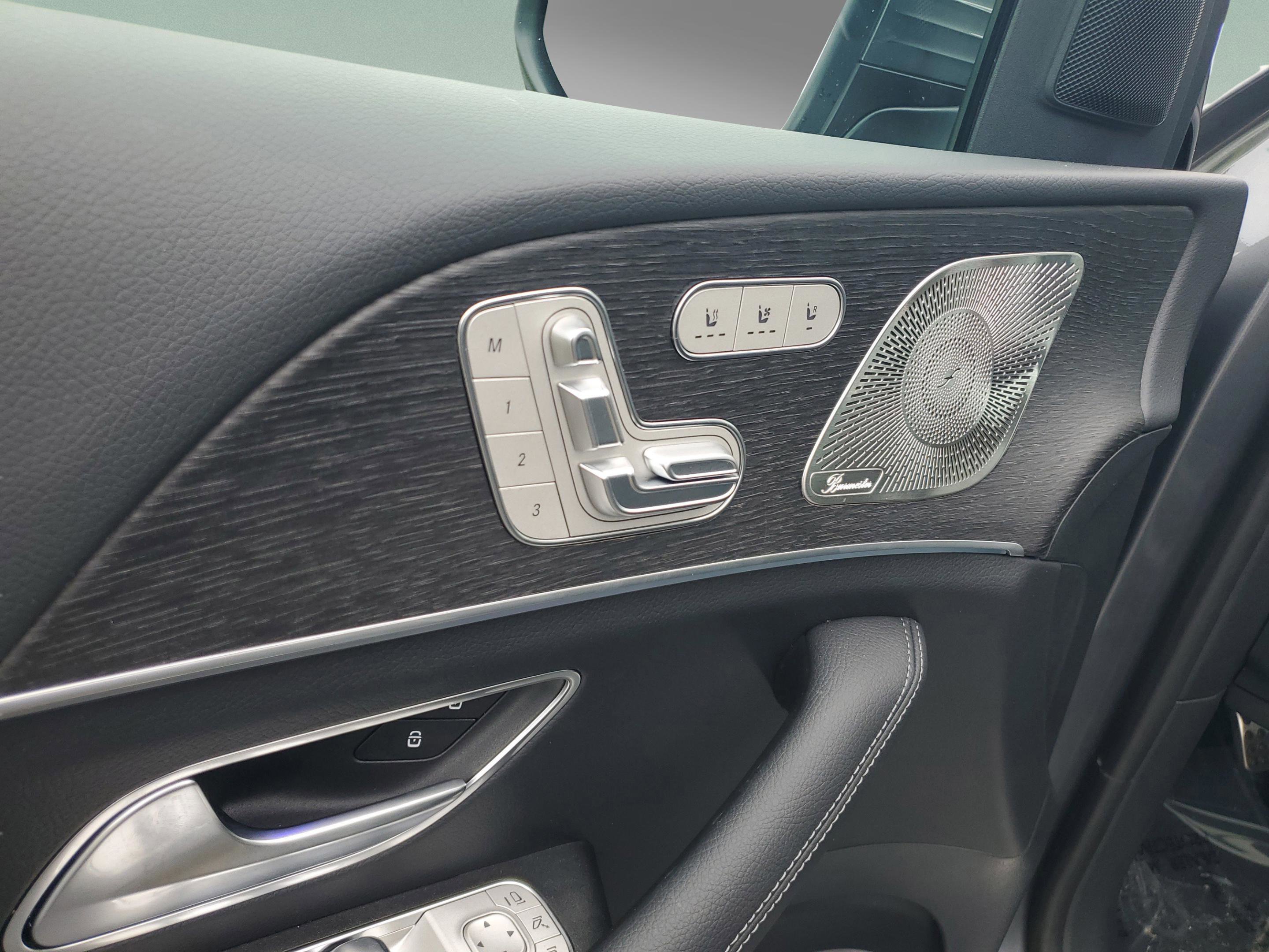 Certified 2026 Mercedes-Benz GLS 450 4MATIC image 15