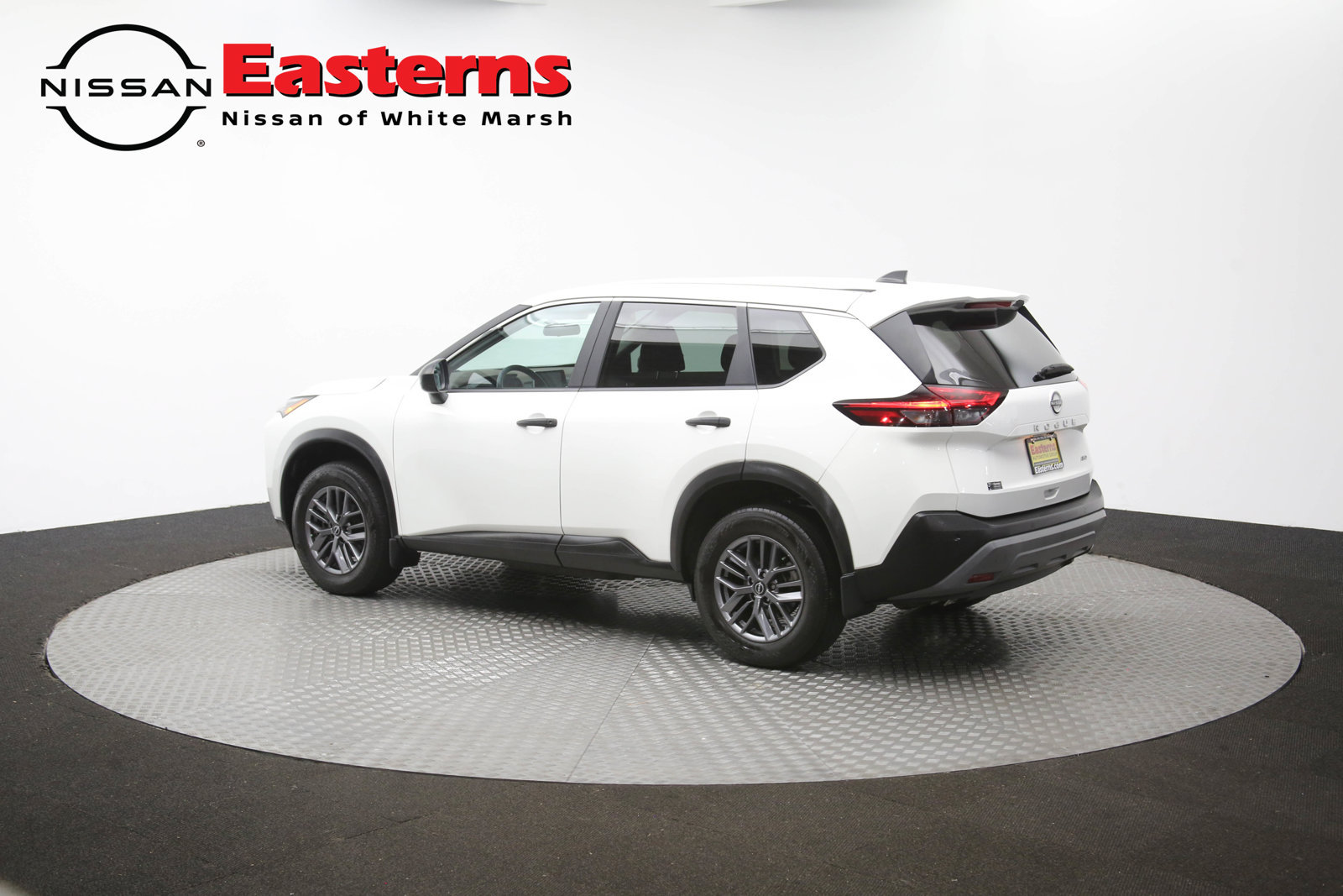 Used 2023 Nissan Rogue S AWD/4WD image 59