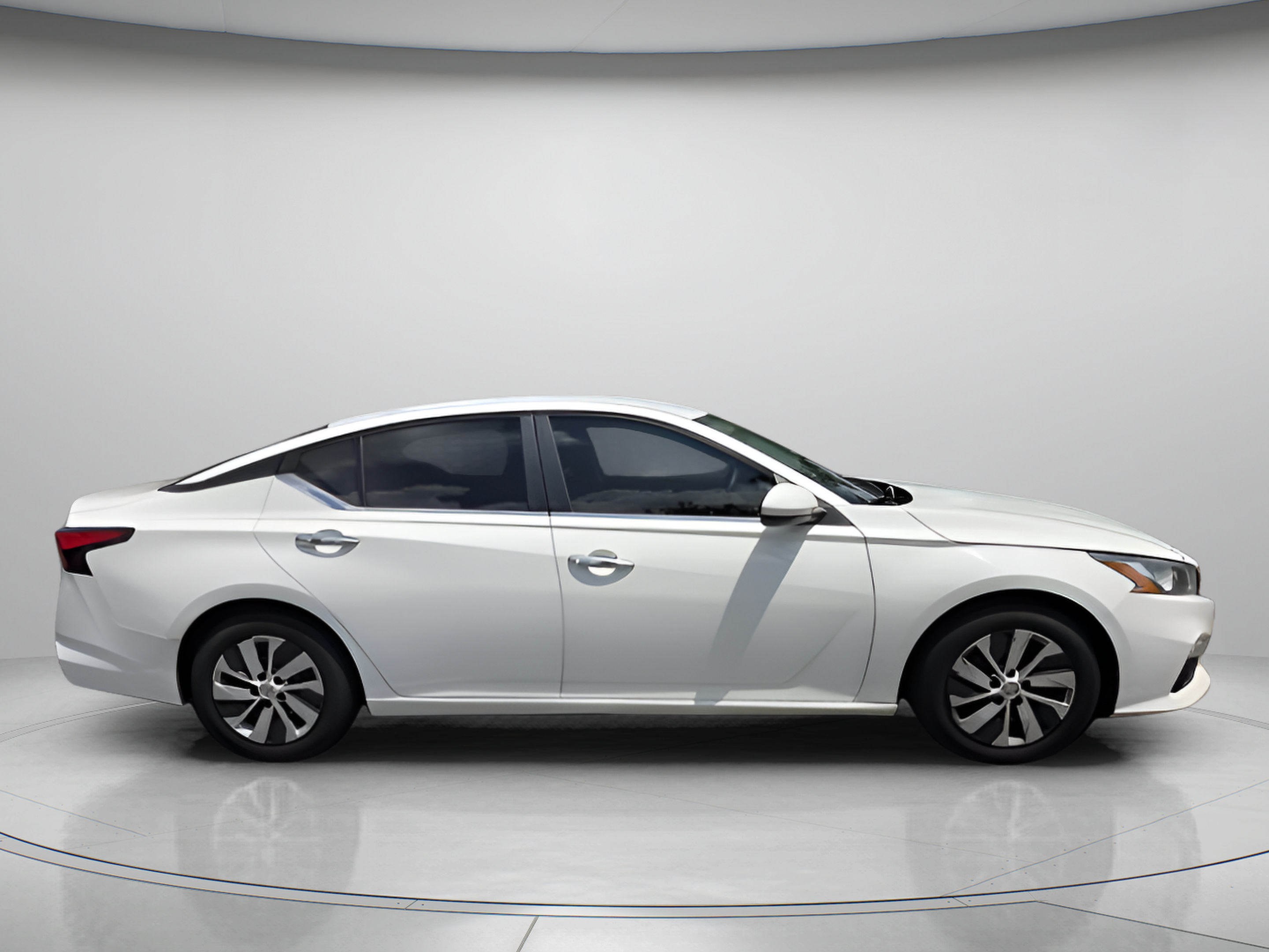 Used 2020 Nissan Altima 2.5 S FWD image 3
