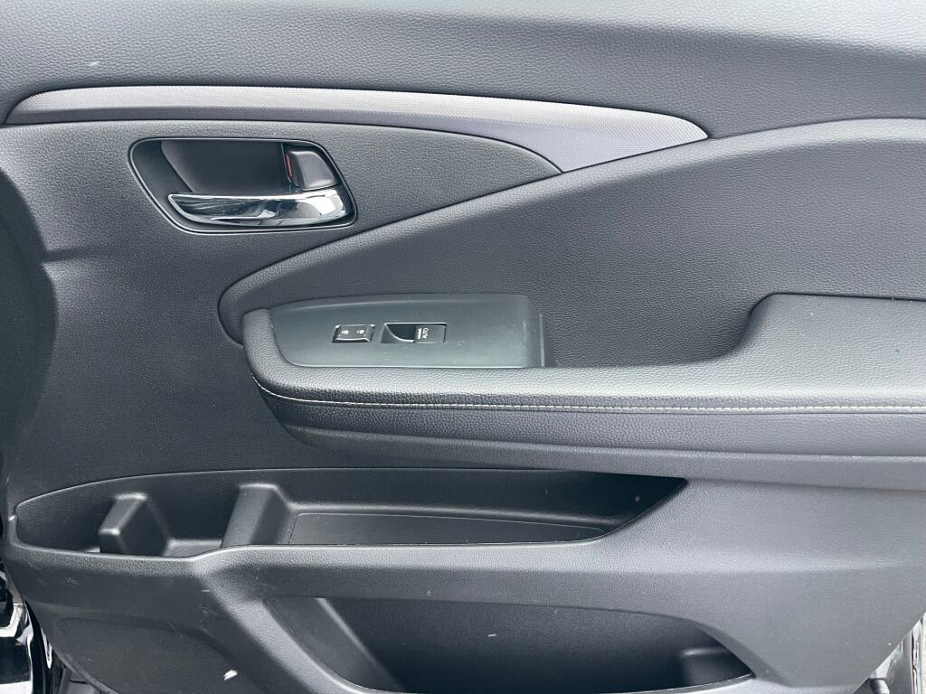 Certified 2023 Honda Ridgeline RTL image 22