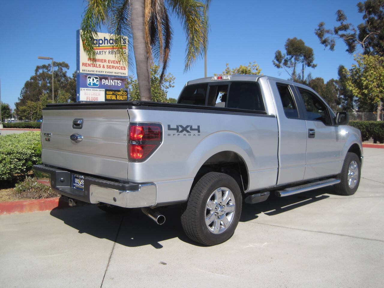 Used 2013 Ford F150 XLT w/ Luxury Equipment Group AWD/4WD image 14