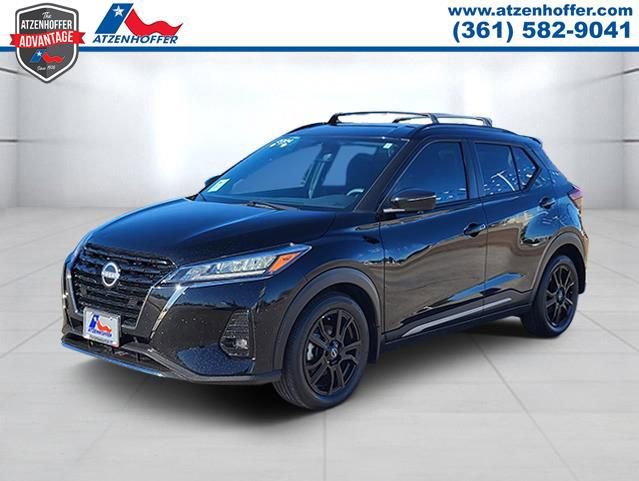 Used 2024 Nissan Kicks SR w/ Interior Electronics Package FWD image 3