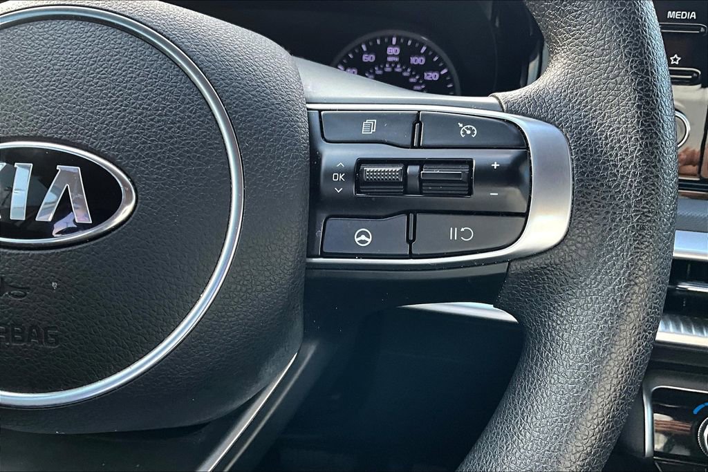 Used 2021 Kia K5 LXS image 27