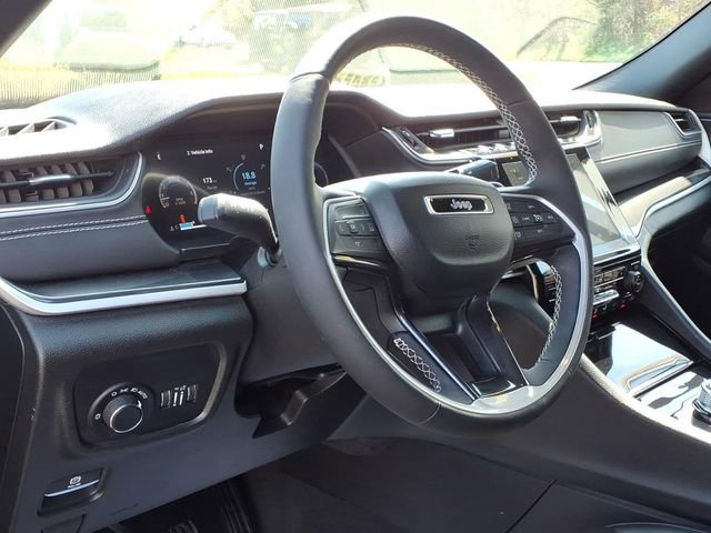 Certified 2023 Jeep Grand Cherokee L Laredo AWD/4WD image 20