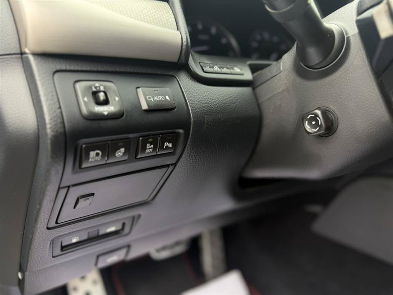 Used 2015 Lexus LS 460 w/ F Sport Package RWD image 15