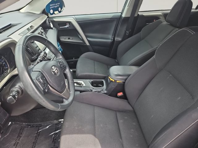 Used 2017 Toyota RAV4 XLE FWD image 11
