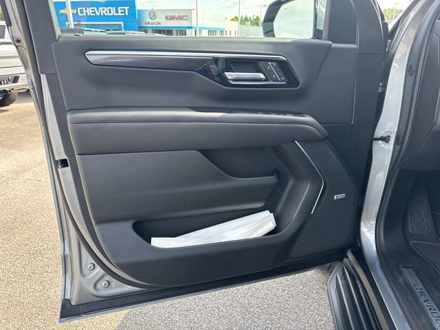 New 2026 Chevrolet Tahoe RST w/ Comfort Package AWD/4WD image 24