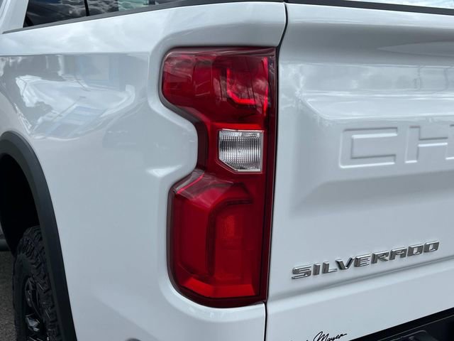 New 2025 Chevrolet Silverado 1500 ZR2 w/ Technology Package AWD/4WD image 11