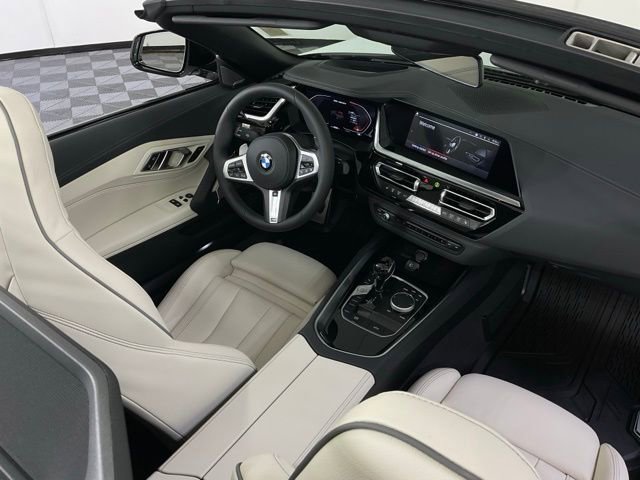 Certified 2026 BMW Z4 M40i w/ Premium Package image 37