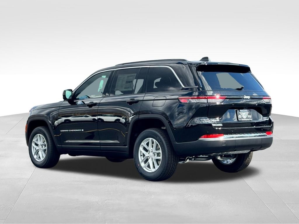 New 2026 Jeep Grand Cherokee Laredo X AWD/4WD image 5