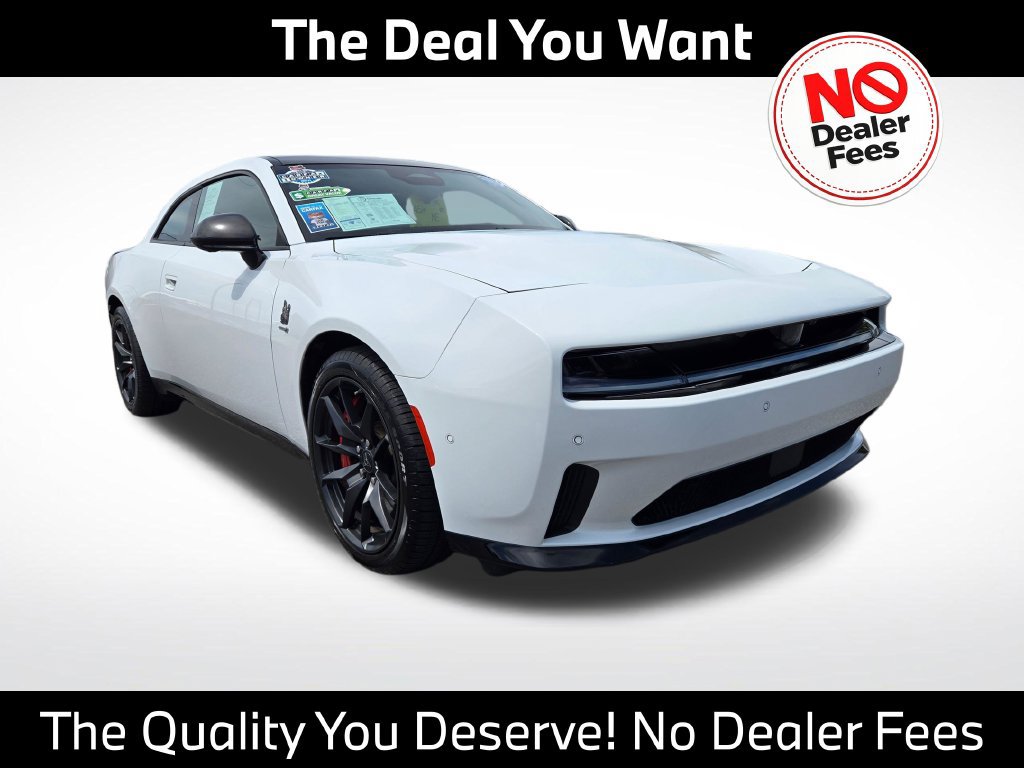 Used 2025 Dodge Charger Daytona Scat Pack w/ Track Pack AWD/4WD image 1