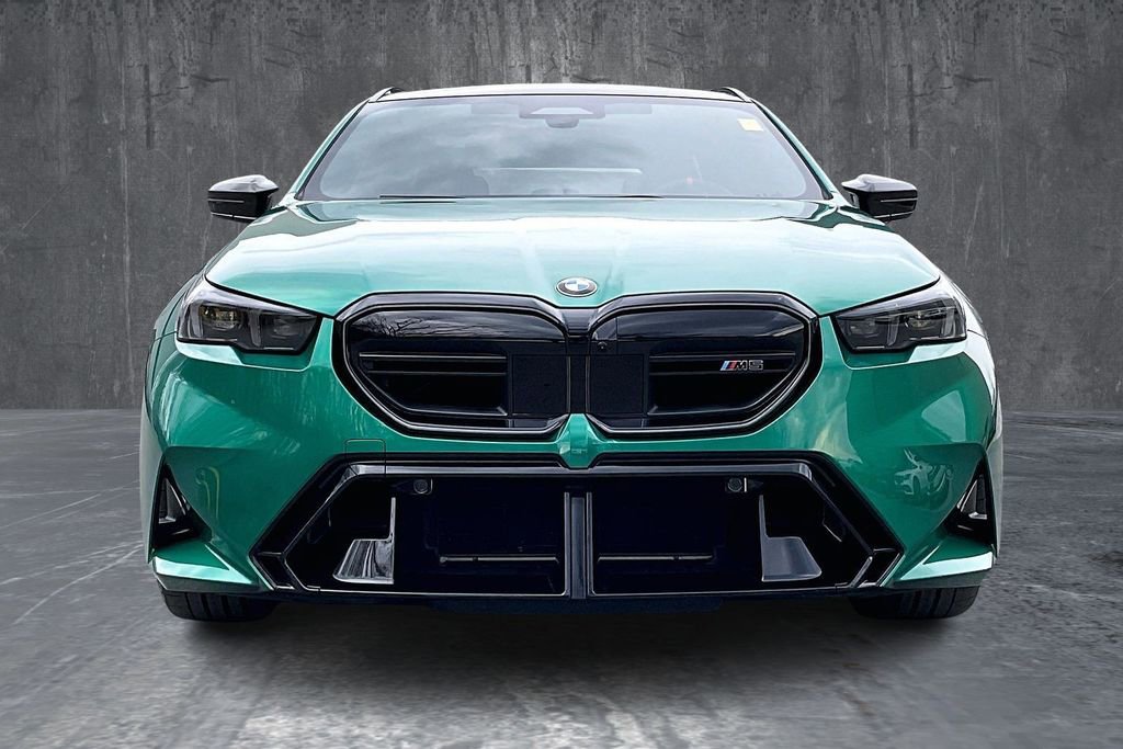 Used 2026 BMW M5 Touring image 2