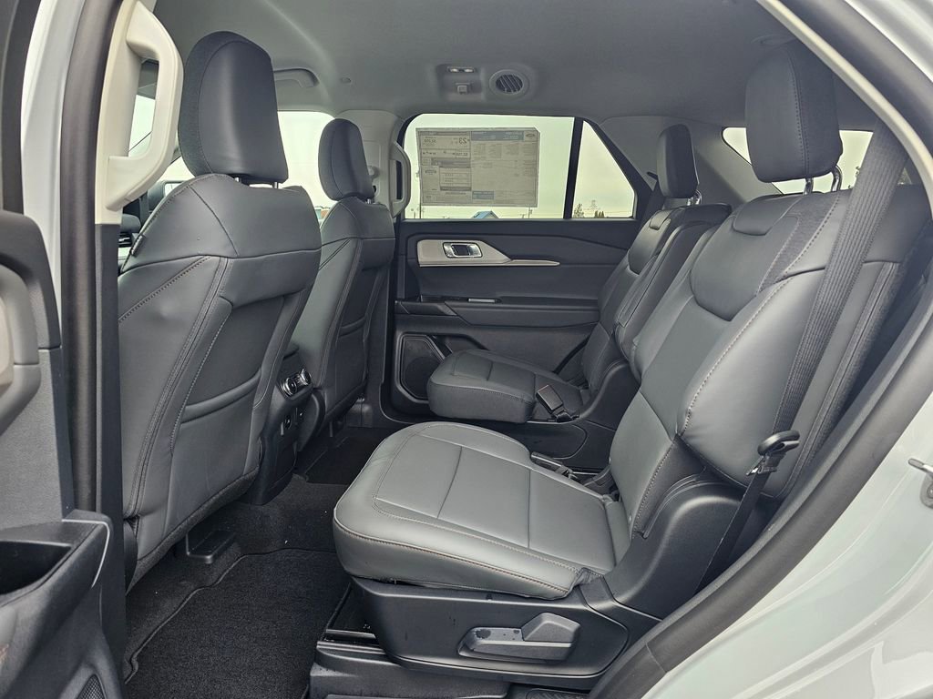 New 2026 Ford Explorer Active w/ Active Comfort Package image 13
