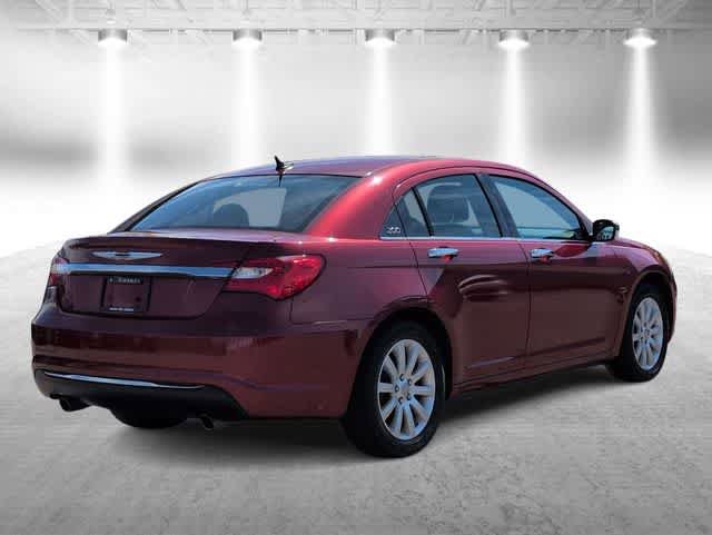 Used 2013 Chrysler 200 Limited FWD image 8