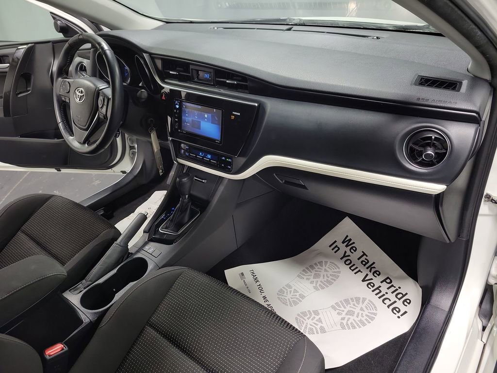 Used 2017 Toyota Corolla iM image 22