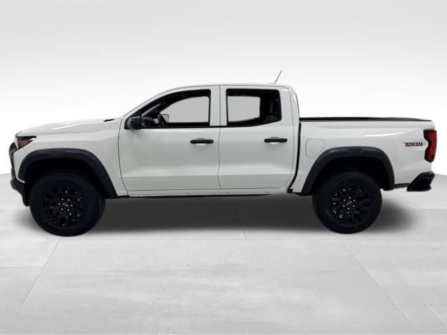 Certified 2025 Chevrolet Colorado Trail Boss AWD/4WD image 3