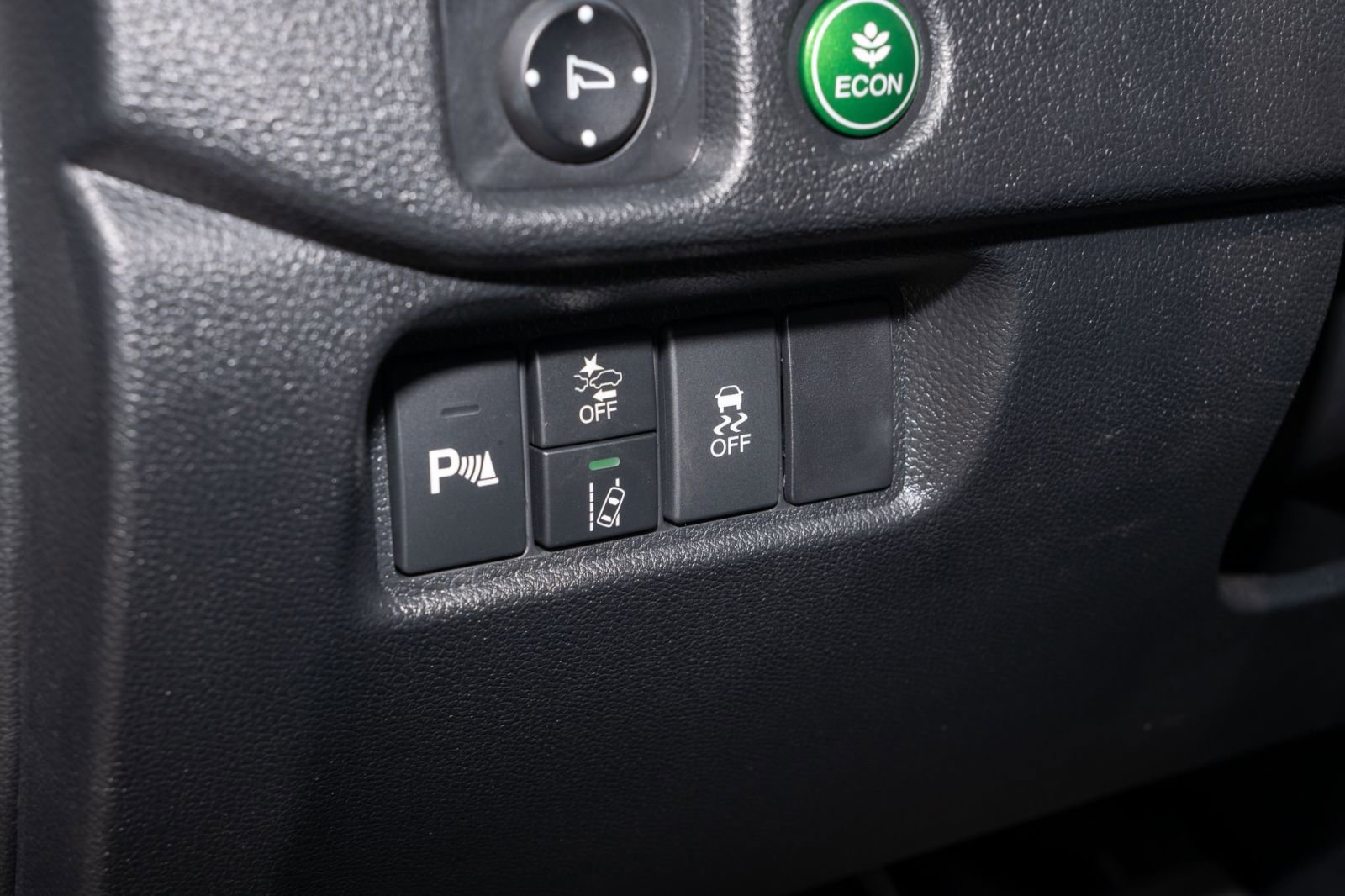 Certified 2025 Honda Passport EX-L image 28